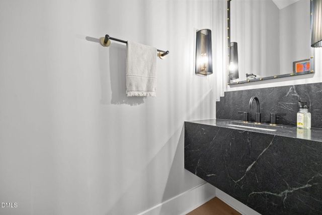 2305 Turners Alley, Raleigh, NC 27607