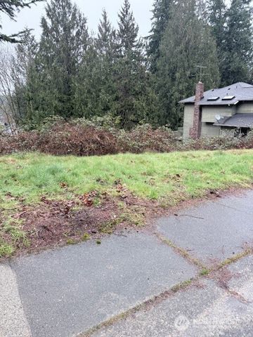 14708 SE 145th Place, Renton, WA 98059