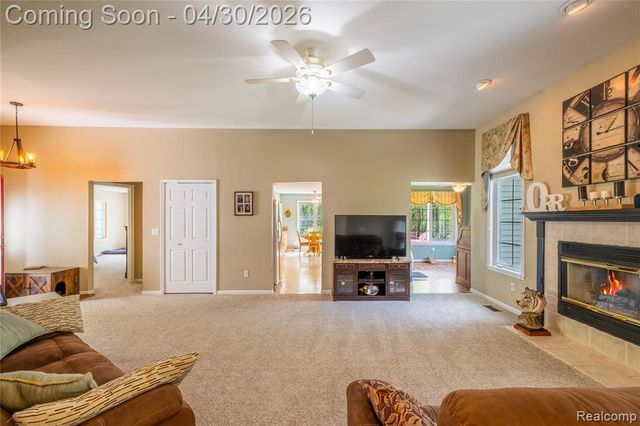 297 Carriage Way, Davison, MI 48423