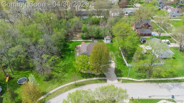 297 Carriage Way, Davison, MI 48423