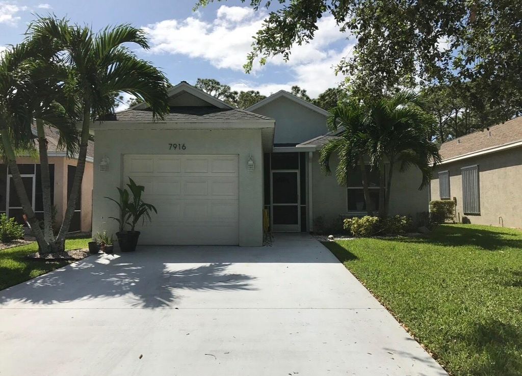 7916 SE Sugar Pines Way, Hobe Sound, FL 33455