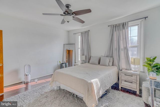 320 HERMITAGE ST, Philadelphia, PA 19128
