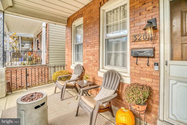 320 HERMITAGE ST, Philadelphia, PA 19128