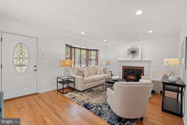 8408 CONOVER PL, Alexandria, VA 22308