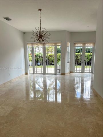 10772 NW 71st St, Doral, FL 33178