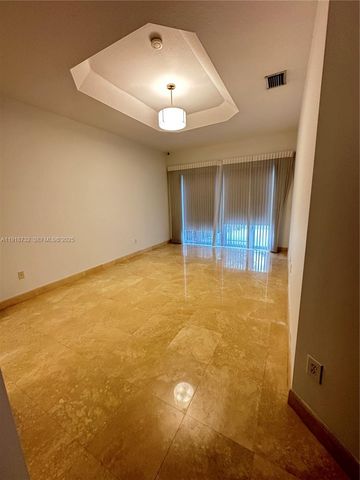 10772 NW 71st St, Doral, FL 33178