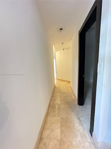 10772 NW 71st St, Doral, FL 33178