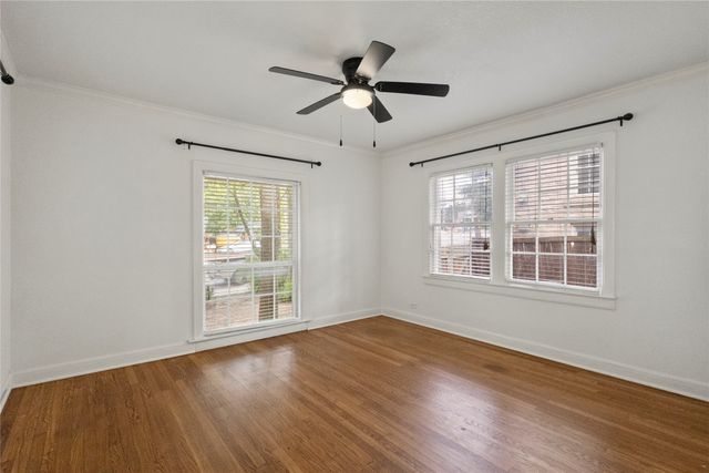 619 N Hampton, Dallas, TX 75208