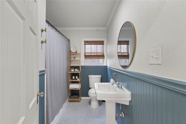 619 N Hampton, Dallas, TX 75208