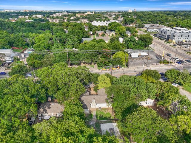 619 N Hampton, Dallas, TX 75208
