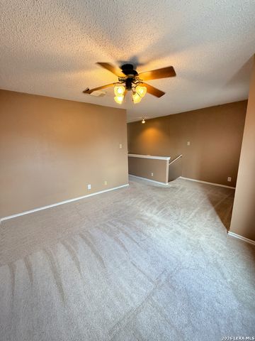 8911 Kenton Briar, San Antonio, TX 78240