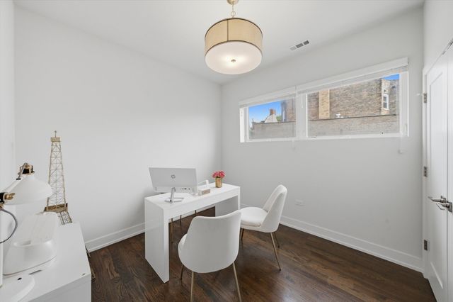 6606 S University Avenue 2, Chicago, IL 60637