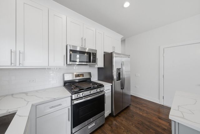 6606 S University Avenue 2, Chicago, IL 60637