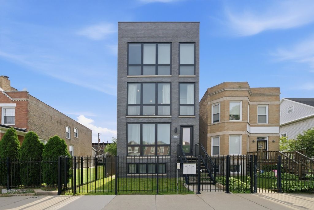 6606 S University Avenue 2, Chicago, IL 60637