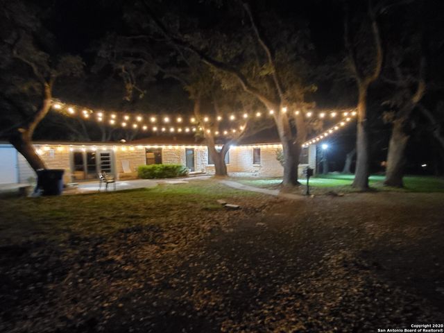 9115 CALLAGHAN RD, San Antonio, TX 78230