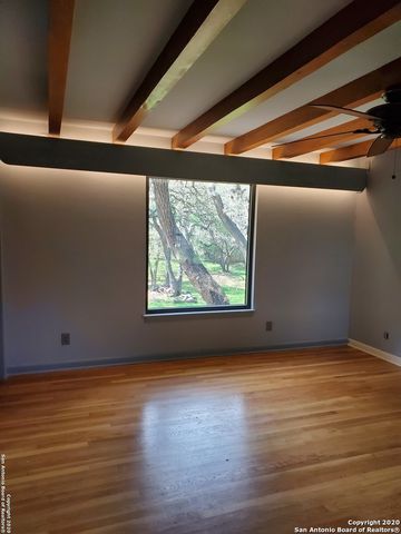 9115 CALLAGHAN RD, San Antonio, TX 78230