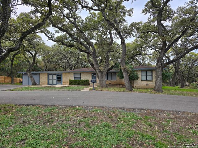 9115 CALLAGHAN RD, San Antonio, TX 78230