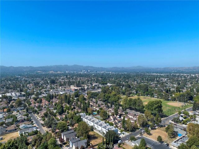8543 Oakdale Avenue, Winnetka, CA 91306
