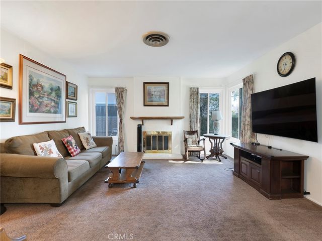 8543 Oakdale Avenue, Winnetka, CA 91306