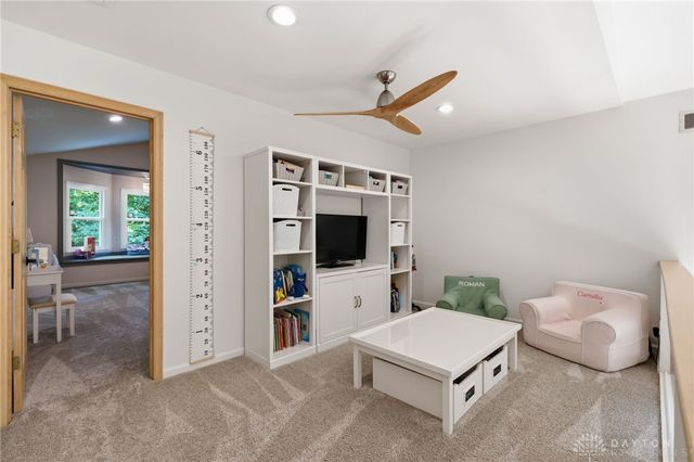 947 Woodcreek Drive, Miami Twp, OH 45150