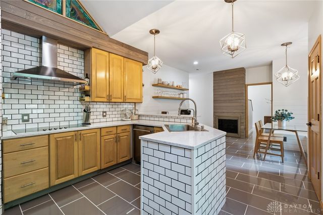 947 Woodcreek Drive, Miami Twp, OH 45150