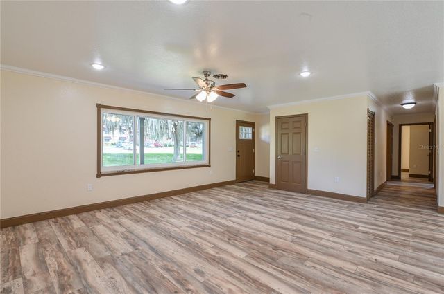 1846 SE LAKE WEIR AVENUE, Ocala, FL 34471