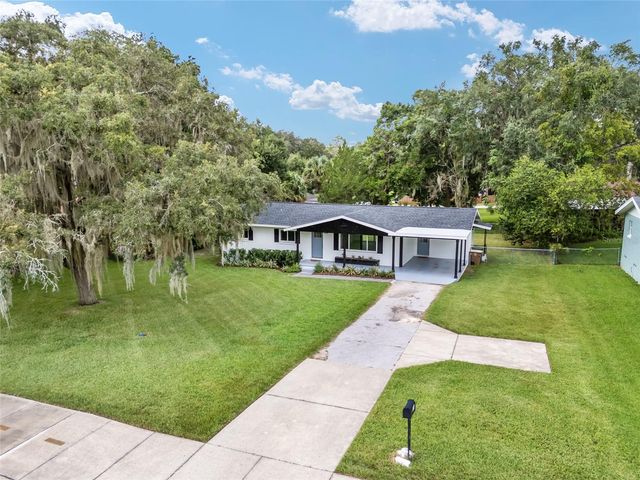 1846 SE LAKE WEIR AVENUE, Ocala, FL 34471