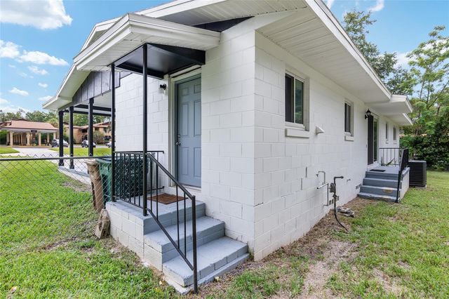 1846 SE LAKE WEIR AVENUE, Ocala, FL 34471