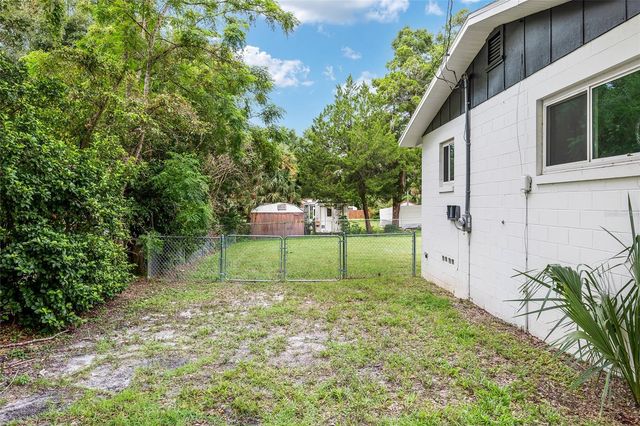 1846 SE LAKE WEIR AVENUE, Ocala, FL 34471