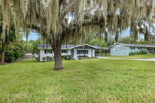 1846 SE LAKE WEIR AVENUE, Ocala, FL 34471