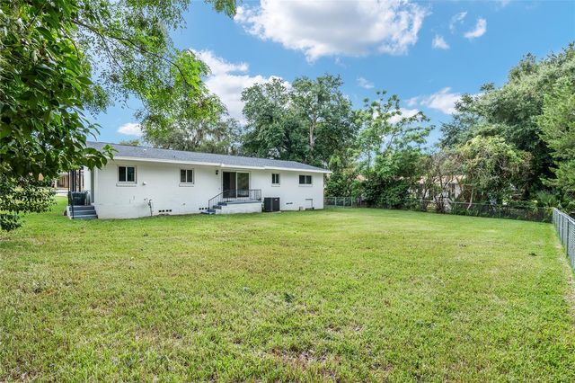 1846 SE LAKE WEIR AVENUE, Ocala, FL 34471