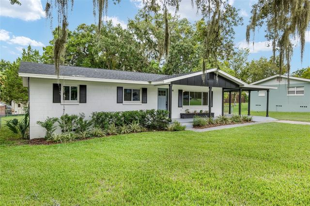 1846 SE LAKE WEIR AVENUE, Ocala, FL 34471