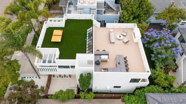 7376 Fay Ave, La Jolla, CA 92037