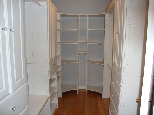 220 Renaissance NE Parkway 2205, Atlanta, GA 30308