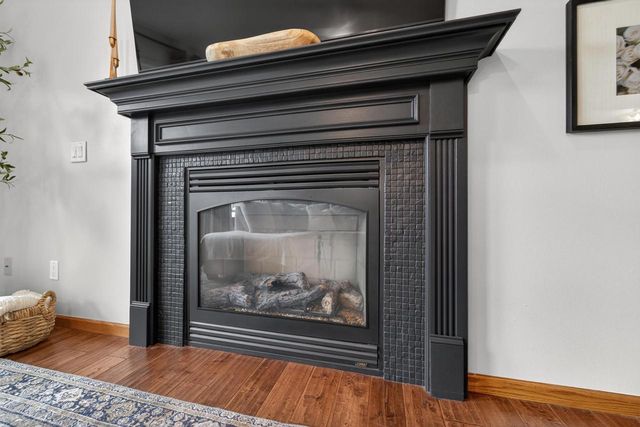 405 Meadow View Lane, Deforest, WI 53532