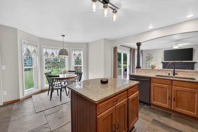 405 Meadow View Lane, Deforest, WI 53532