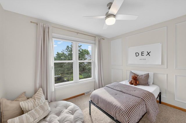 405 Meadow View Lane, Deforest, WI 53532