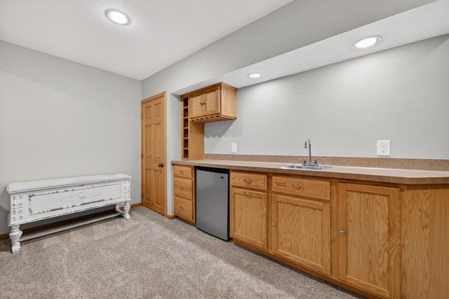 405 Meadow View Lane, Deforest, WI 53532