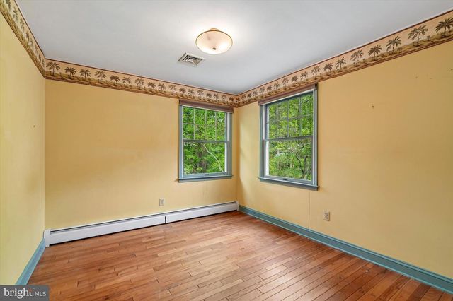 809 IRENIC CT, Norristown, PA 19403