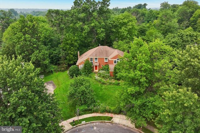 809 IRENIC CT, Norristown, PA 19403