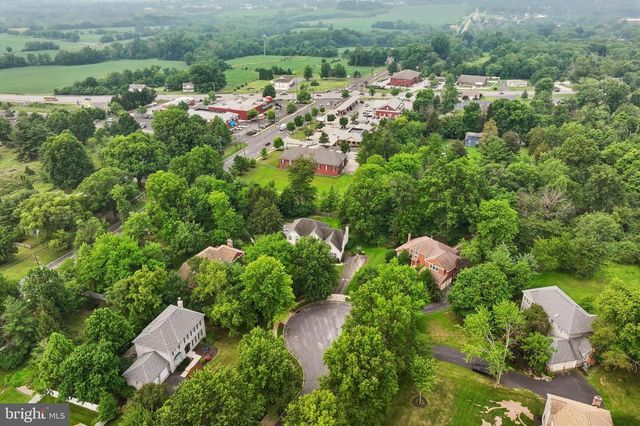 809 IRENIC CT, Norristown, PA 19403