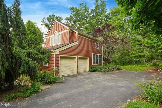 809 IRENIC CT, Norristown, PA 19403