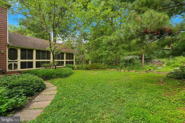 809 IRENIC CT, Norristown, PA 19403