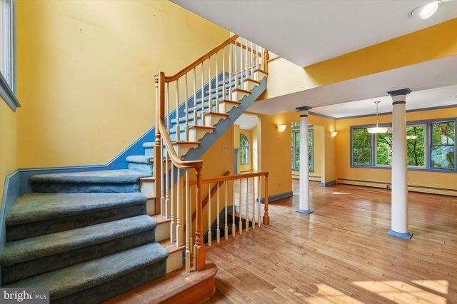 809 IRENIC CT, Norristown, PA 19403