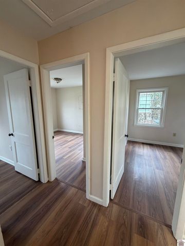 3233 Pines Road, Paducah, KY 42001