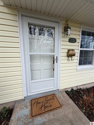 3233 Pines Road, Paducah, KY 42001