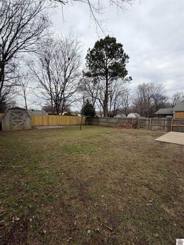 3233 Pines Road, Paducah, KY 42001