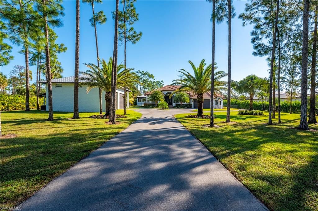 2280 Wilson BLVD N, Naples, FL 34120