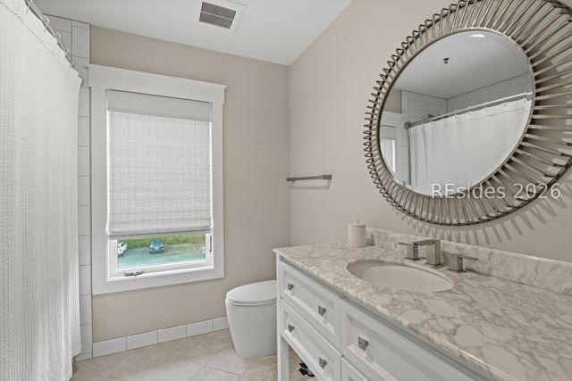 10 Johnston Way 11E, Bluffton, SC 29910
