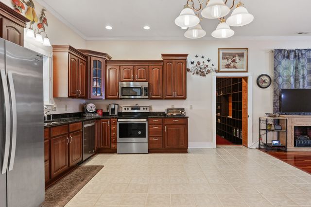 14035 Campbellsville Rd, Lynnville, TN 38472